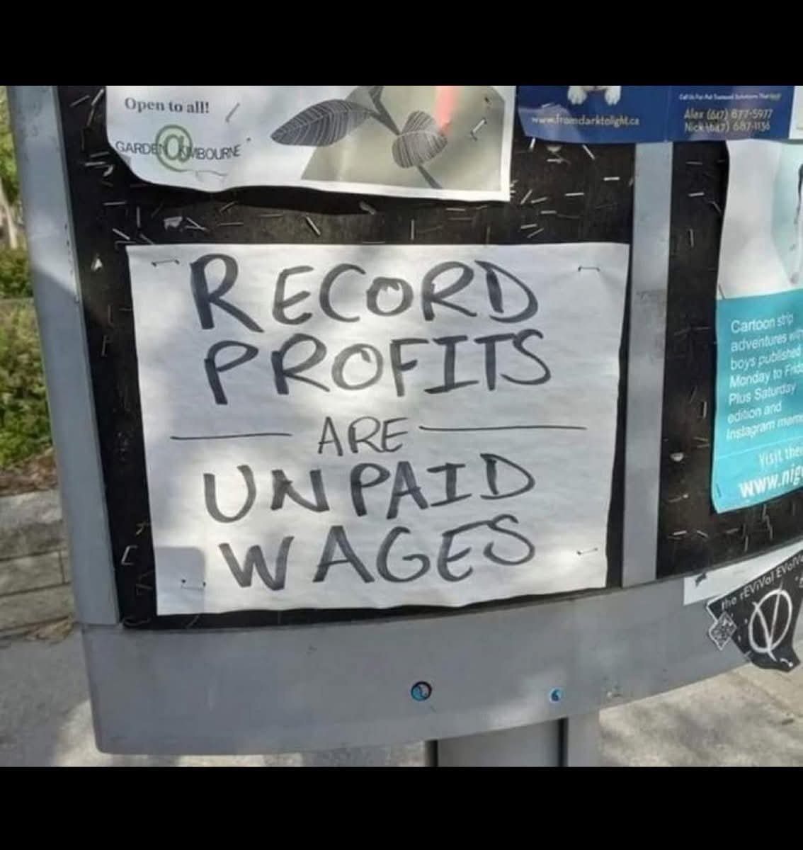 jimaxon66's tweet photo. The wheels of the machinery of
                   capitalism

 are oiled with the blood of the
                      worker.✊️

               #joinyourunion https://t.co/FqHIPIoOUN