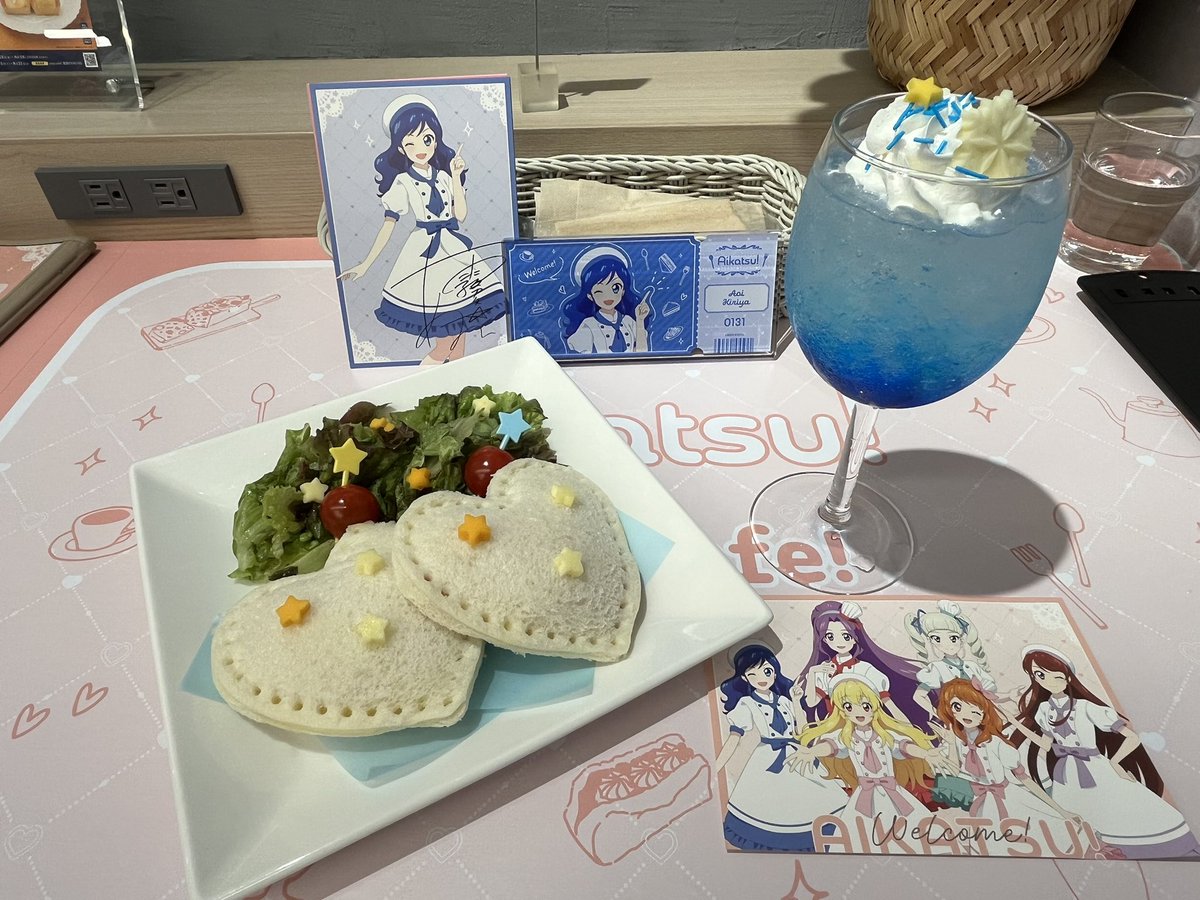 gyugyumimo's tweet photo. あおいちゃんセット💙
めっちゃ美味しかった！
#colycafe #アイカツ https://t.co/52RV7UCpxR