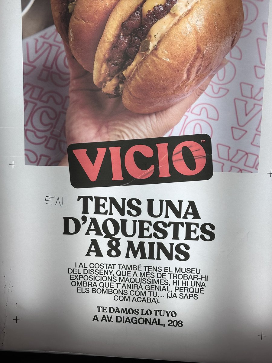 shutterjaws's tweet photo. gràcies a qui hagi fet açò perquè fa un mes que ho he de veure de camí a sa feina https://t.co/ZXUzbnfsd9