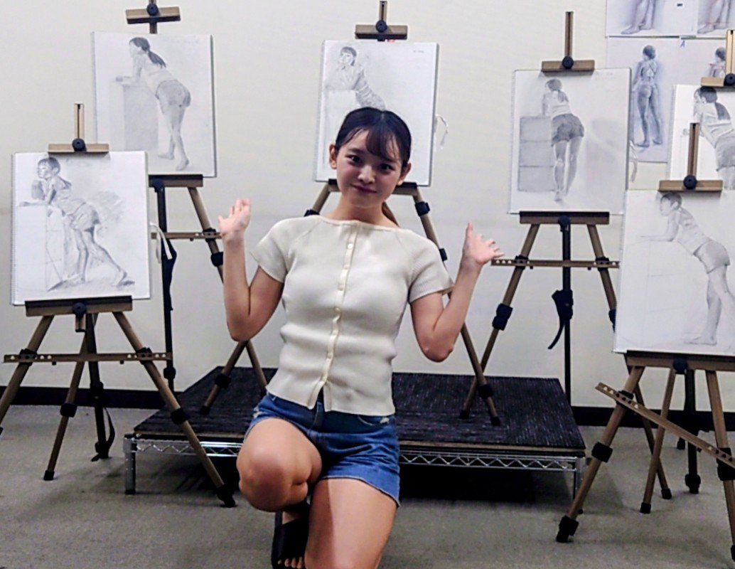 humansapporo's tweet photo. ゲームカレッジ担任です
モデルデッサン終了しましたー！！
学生の作品を公開〜

3日間モデルをやってくれた
みらいさんありがとうございました！！ https://t.co/1cvmvIkFf5