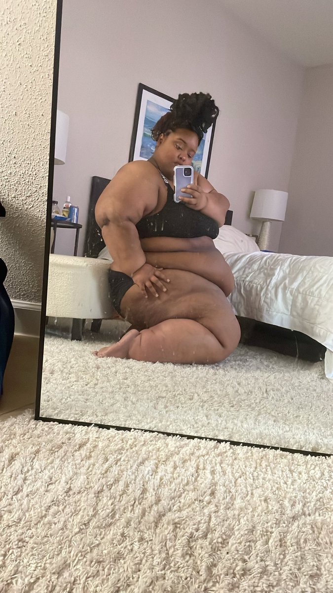 thickieechan's tweet photo. Ik you like what you see babe 😍
Content specials today dm me ✨😏 https://t.co/btgyJADkQh