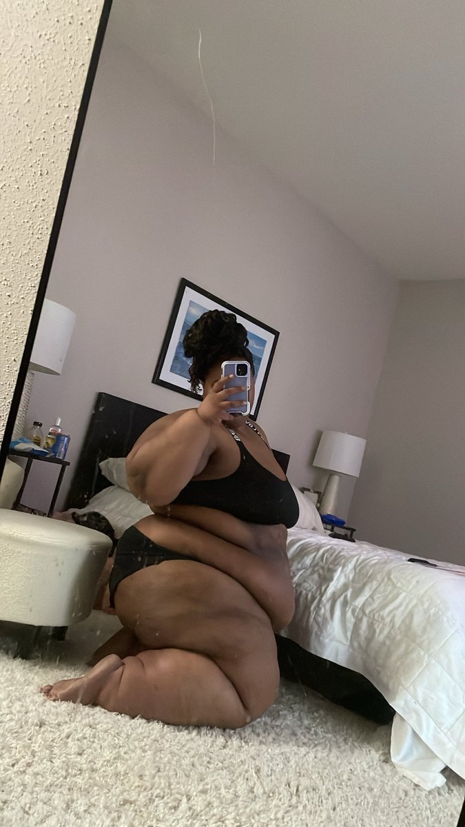 thickieechan's tweet photo. Ik you like what you see babe 😍
Content specials today dm me ✨😏 https://t.co/btgyJADkQh