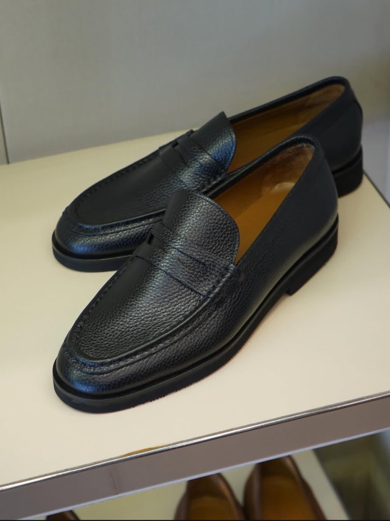 Classic_feet's tweet photo. Good morning X family 

It is a beautiful day to shop your shoes from us https://t.co/Ukxzn5TEfq