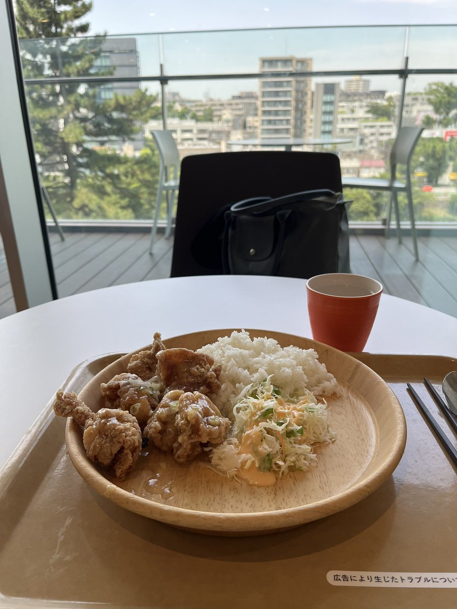 tesuto1041631's tweet photo. 暑いし、緊張感からめちゃ疲れた。　とりあえず、２次指導は終了〜
終わった後、恒例のランチ🍽️
のあと、東京都美術館で大英博物館見てきた。

浮世絵、いいよね🥰

平日だけど混んでた、あと、平日期間限定だけど、大学生無料です✨
平日、行けたらラッキー✌️

土産も狙ってたの買えた‼️ https://t.co/oAEhXxt4jN