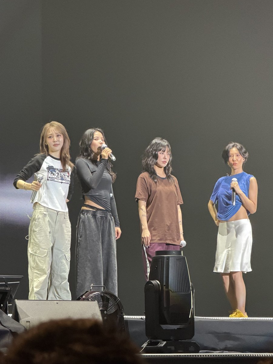 byulsexual's tweet photo. 이따 봐요~

#MAMAMOO #4WARD 
#MAMAMOO_2026_WORLD_TOUR
#MAMAMOOinSingapore https://t.co/LnFqeCn5V7