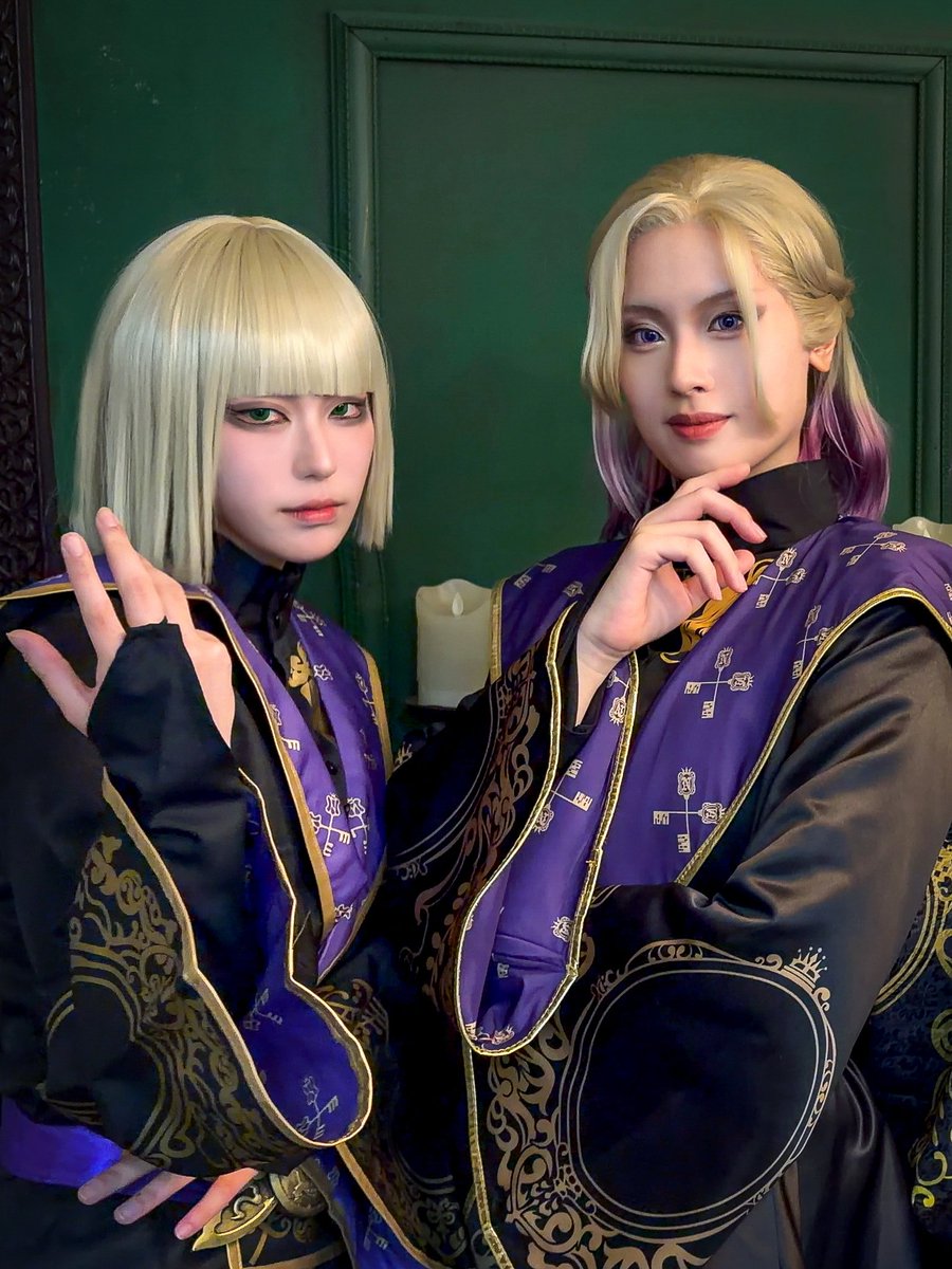 tuta3_lilo's tweet photo. ⚠︎︎twst/cos/🏹👑

式典服ﾎﾟﾑ寮揃って神回だったオフ会🙂‍↕️💞
美しい👑の隣に並べて幸せ…😭

👑りょうかﾁｬﾝ  @r_yoo_ka https://t.co/0mwVmGDQZZ