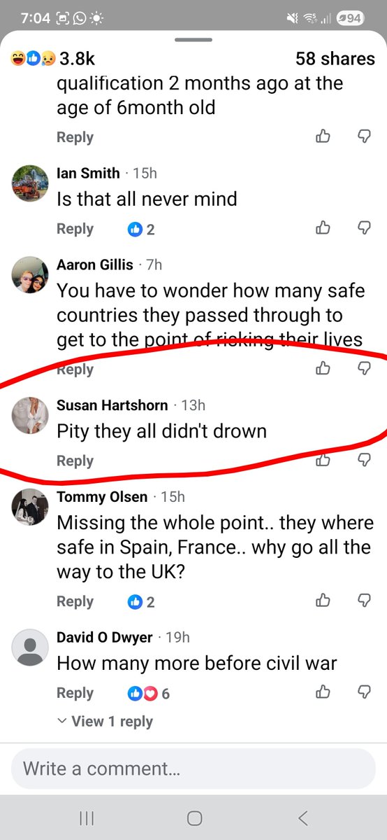 LolaM202's tweet photo. Are these the sort of people you employ in the health and care industry?? Disgusting!!
@RWT_NHS https://t.co/8nhjcrmzHu
