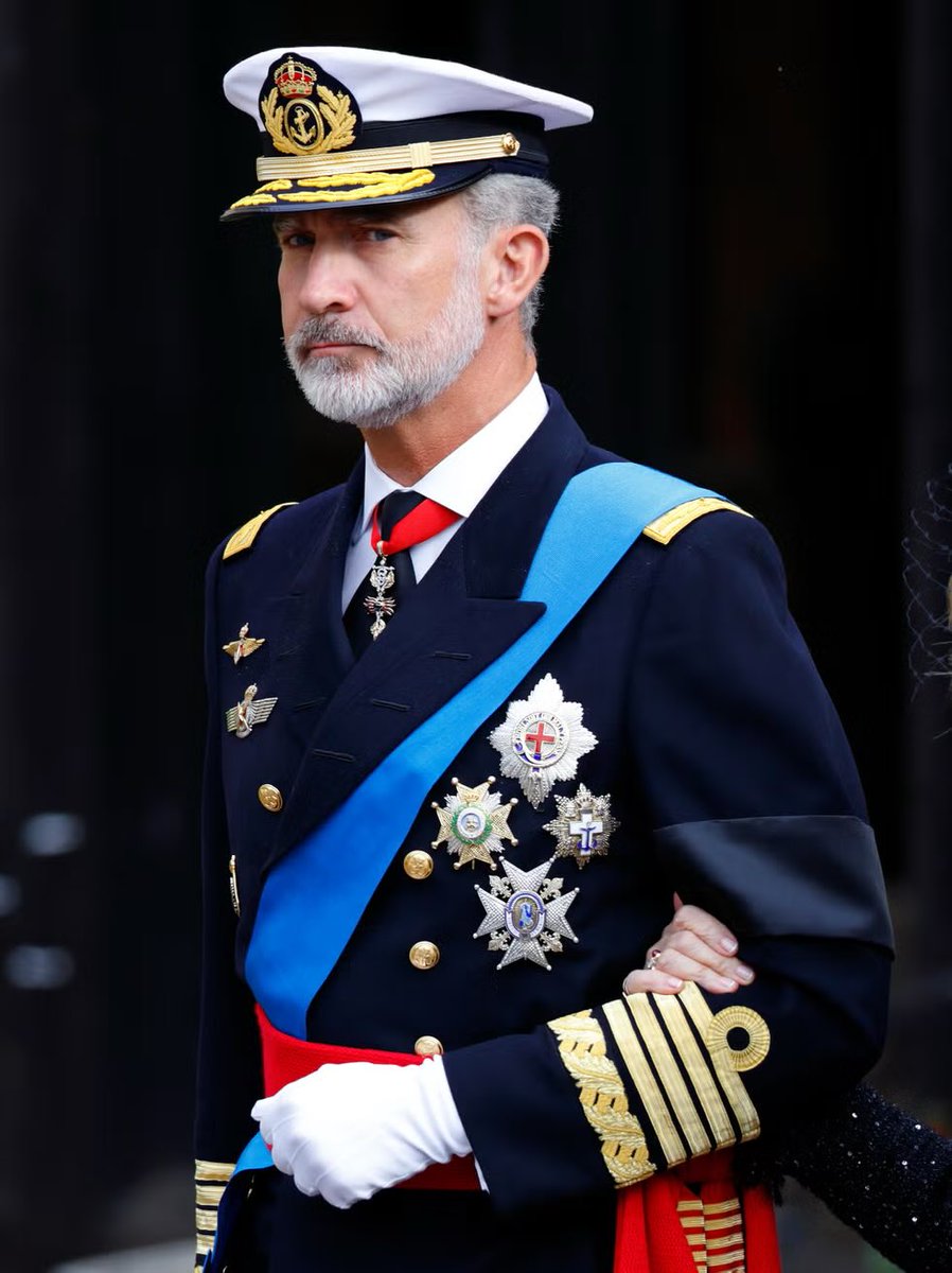 luca_restani's tweet photo. Majestad Católica Rey Felipe VI,

Yo, como humilde ciudadano de Europa pido con humildad a Su Majestad que intervenga en la problemática situación que están atravesando Sus territorios de Ceuta y Melilla. Solo la Monarquía puede ayudar en este caos

Hago reverencia a Su Majestad. https://t.co/i8oaKaxqr3