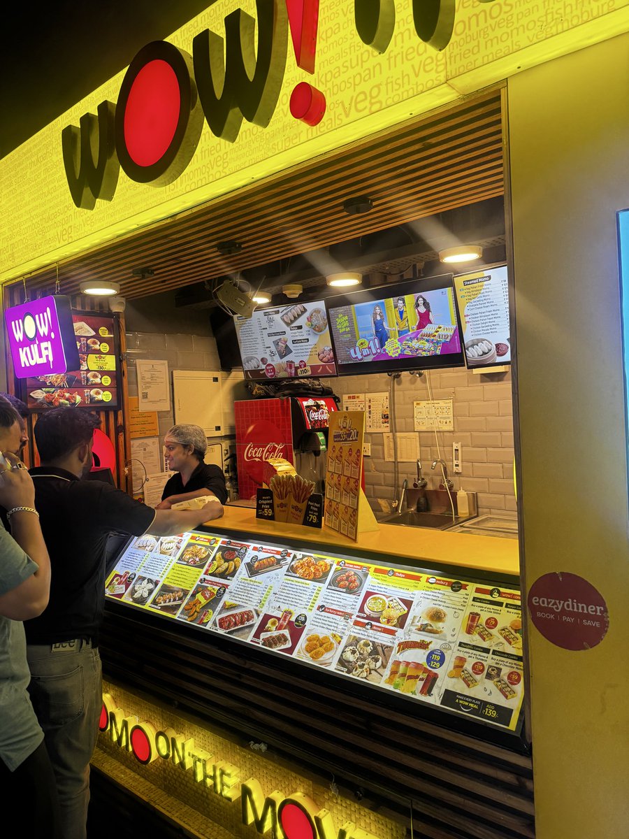 somupandey's tweet photo. @wowmomosindia received the order in stale condition at City centre Mall Guwahati. Upon asking the store manager said we only serve Frozen Foods. And nothing is fresh. https://t.co/HfkRUkOZF4