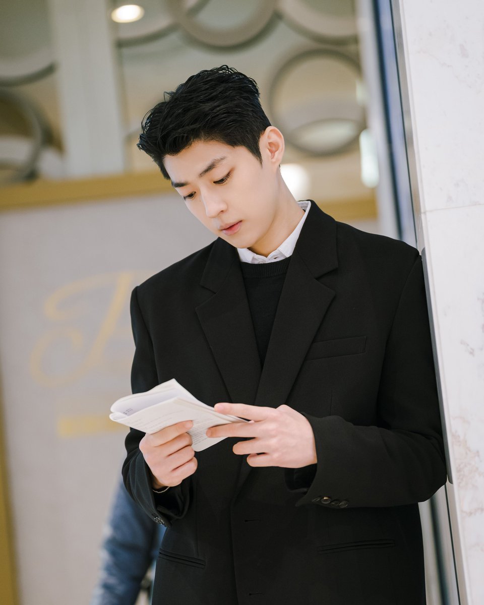 KNSTUDIO_now's tweet photo. #그대에게드림 #백성철 #BaekSungChul https://t.co/X0LEzcteRy