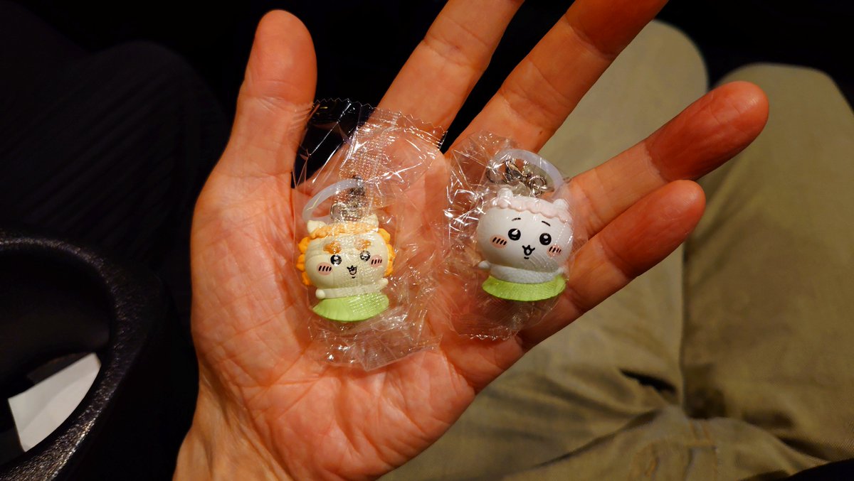 TetsubowlU's tweet photo. ちいかわせっと食べた翌日に、2度目のちいかわ😆💨
人の心とかないんか？😱💦
ハチワレ、うさぎに続き、ちいちゃんとシーサー🤗✨
#ちいかわ https://t.co/NxiIfGmu4j