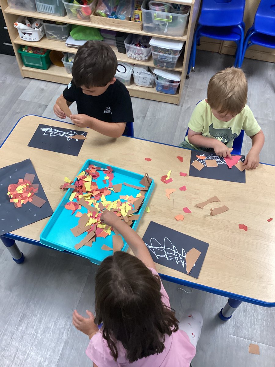 HockomockYMCA's tweet photo. 🍎✨ Now Enrolling for Fall at the Franklin YMCA Child Care Center!

We currently have openings in our:
👶 Infant (6 weeks–18 months)
🧸 Preschool (2.9–4 years)
📚 Pre-K (4–5 years)

To learn more, contact Shannon Nasuti at Shannonn@hockymca.org or 774-235-2745. https://t.co/yDCUtqwcFu