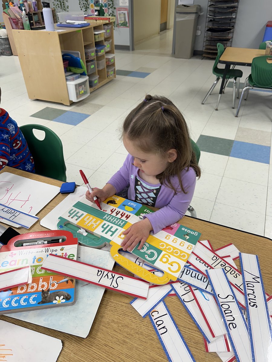 HockomockYMCA's tweet photo. 🍎✨ Now Enrolling for Fall at the Franklin YMCA Child Care Center!

We currently have openings in our:
👶 Infant (6 weeks–18 months)
🧸 Preschool (2.9–4 years)
📚 Pre-K (4–5 years)

To learn more, contact Shannon Nasuti at Shannonn@hockymca.org or 774-235-2745. https://t.co/yDCUtqwcFu