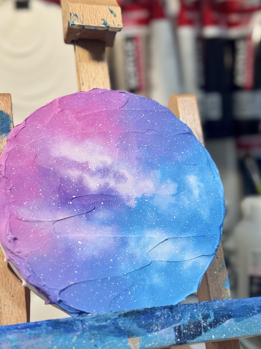 lei_926_'s tweet photo. 天の川描いてます🌌 https://t.co/Yh4F03REFG