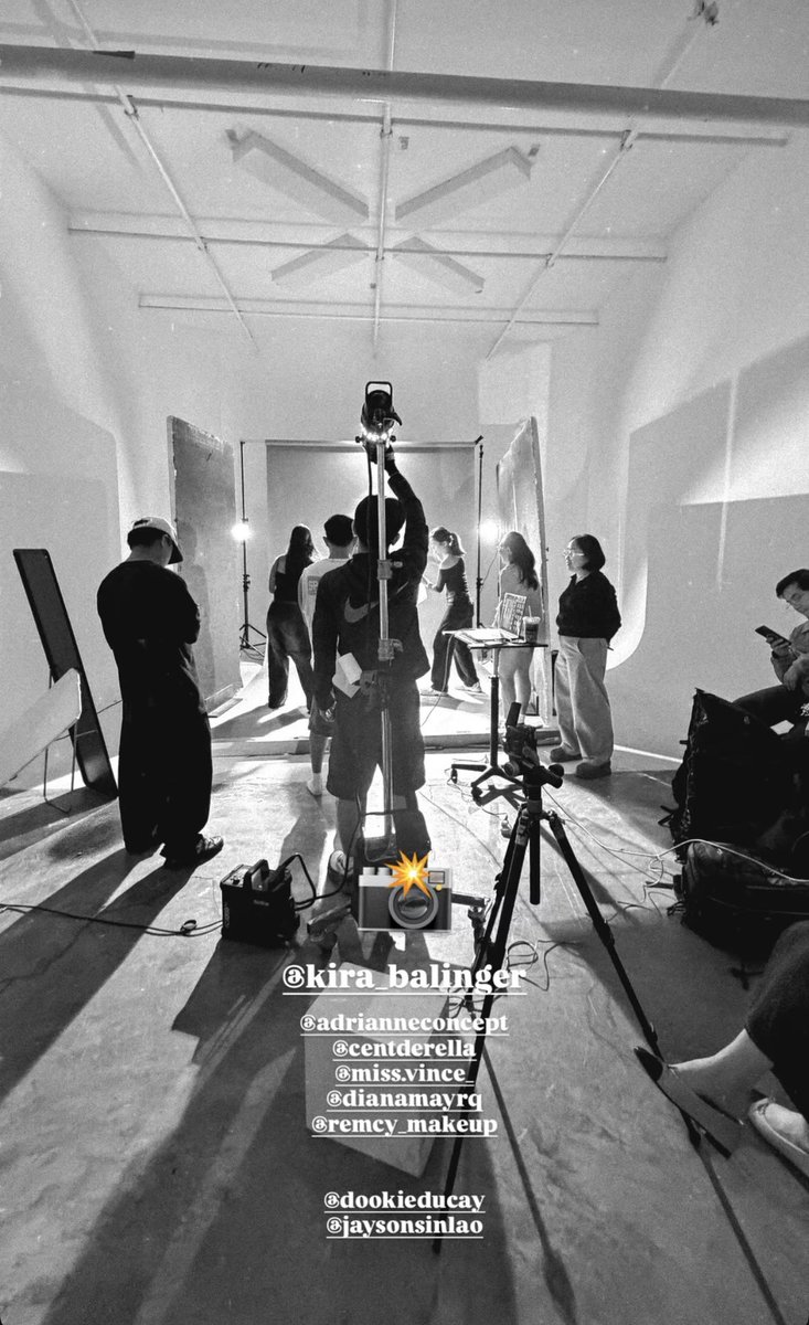 sohcahtoa27's tweet photo. Kira at a photoshoot today? We will be eating good this August! ♌️✨

Kira Balinger | #KiraBalinger https://t.co/niw4gmaBHx