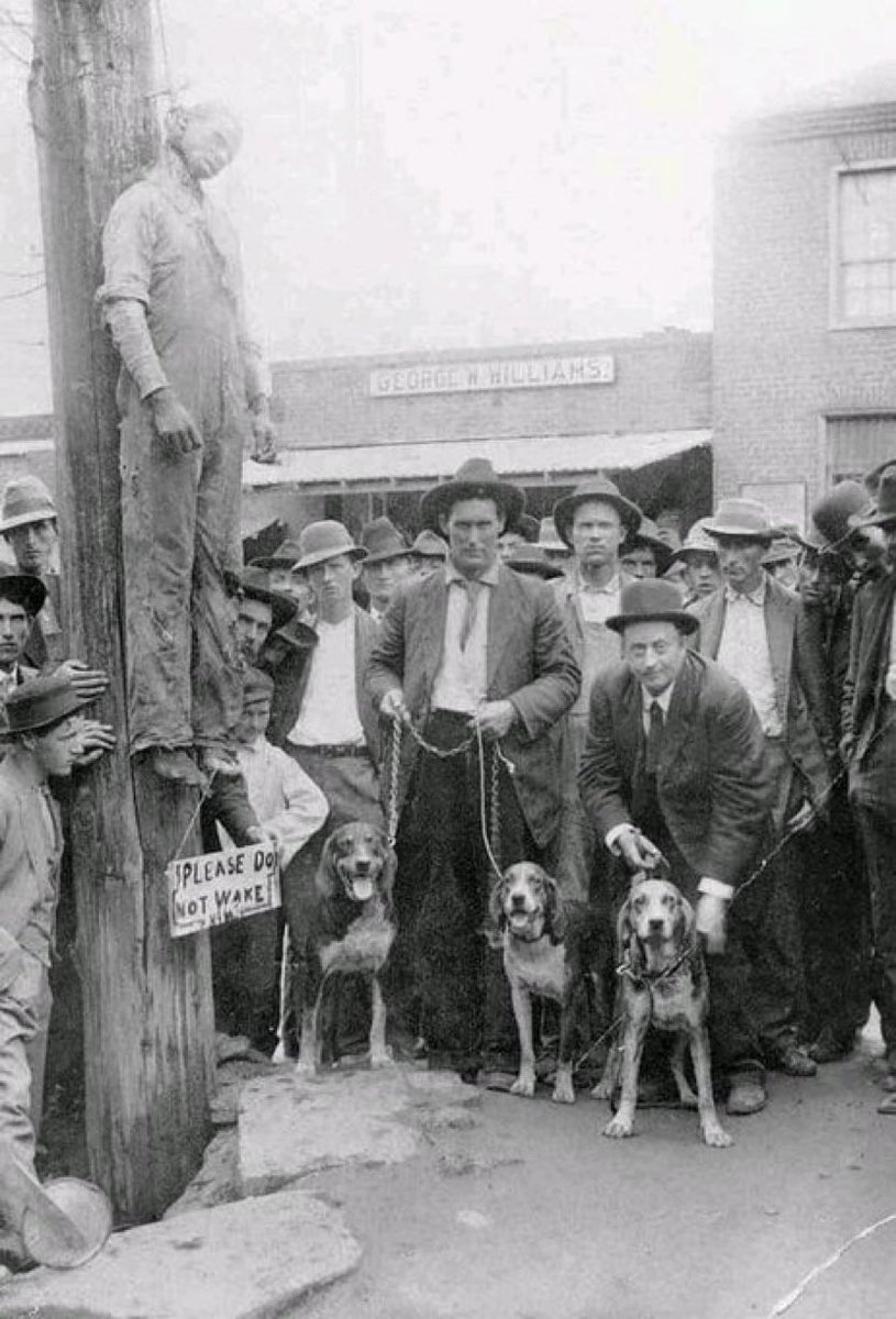 dijoni's tweet photo. This was 1911. Today we’re dealing with their grandkids. https://t.co/VzNybdTwCB