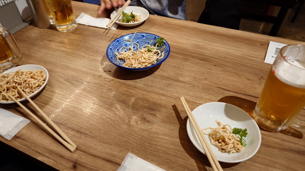 HMU_yonemuri's tweet photo. 友達と飲み〜 https://t.co/bdqSSGZCUk