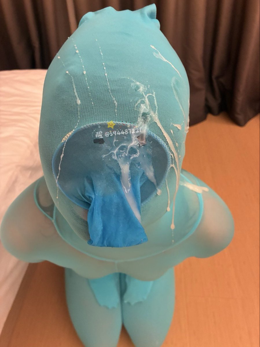 s94487221's tweet photo. 丝袜母狗高潮完就要立刻跪好迎接喷射，毕竟男生这么辛苦的让我爽了。 https://t.co/9G5KXftpVg
