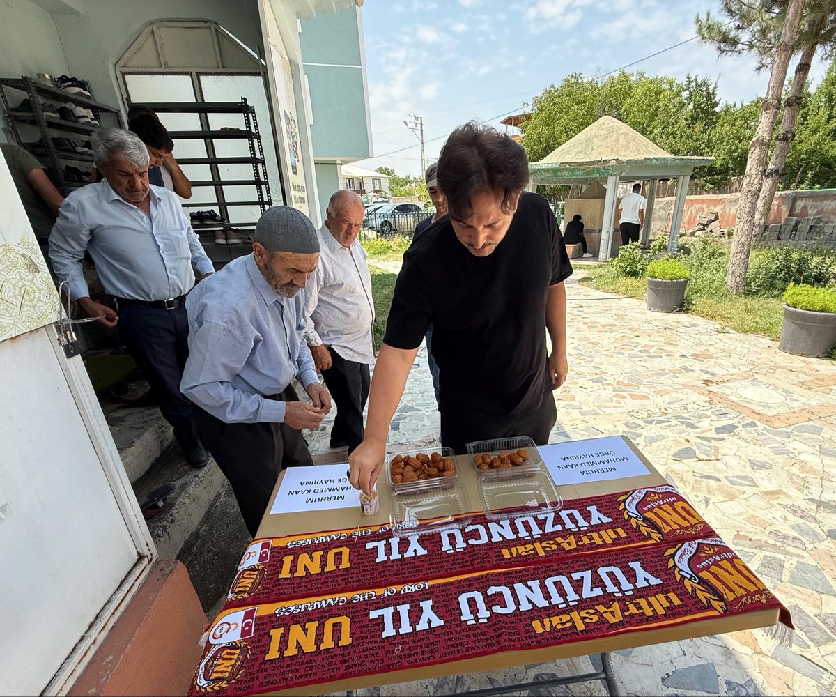 uaunivyy's tweet photo. geçtiğimiz günlerde kaybettiğimiz Uludağ Üniversitesi temsilciliğimizden Muhammed Kaan Örge kardeşimizin hayrına lokma dağıtımında bulunduk

#ultrAslanUNI
#DoğuAnadoluBölge https://t.co/lnFOkWk5cI