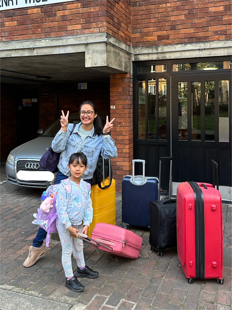 nabiylarisfa's tweet photo. Kalau disuruh flexing hal membanggakan dalam hidup, ranking paling tinggi jelas dipegang berhasil melewati masa-masa doktoral berdua Nara di London. 

Sampai sekarang masih sering kepikiran kok bisa ya… kok alhamdulillah terlewati juga ya… https://t.co/RK7b6mbSe6