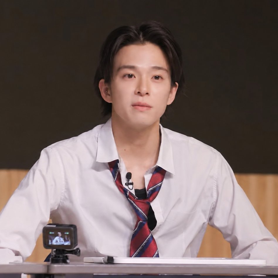 asahiprints's tweet photo. everyone’s high school crush #아사히 https://t.co/KhDccqAqTW
