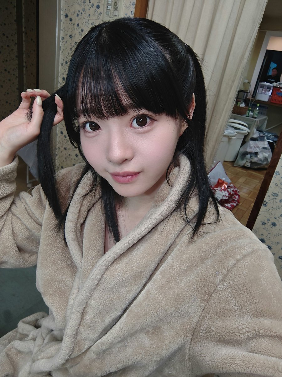 momoinoue99's tweet photo. この髪型も似合うかな？？🧸💕 https://t.co/omVYXVP2LU