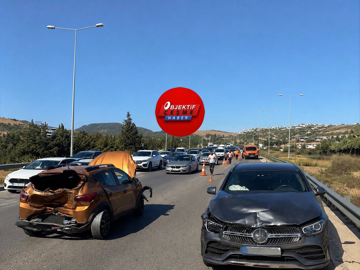 objektifcesme's tweet photo. Çeşme-İzmir Otoyolu’nda 4 aracın karıştığı trafik kazası meydana geldi. İhbar üzerine olay yerine ekipler sevk edilirken, bölgede trafik yoğunluğu oluştu. https://t.co/6anPoJlg0D