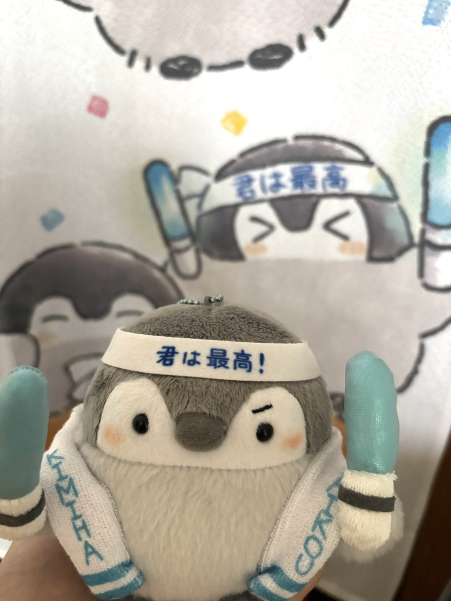 8o_k7's tweet photo. 今日は桃のシフォンケーキサンドをたびました。美味しかったです https://t.co/V86OjWsrhh