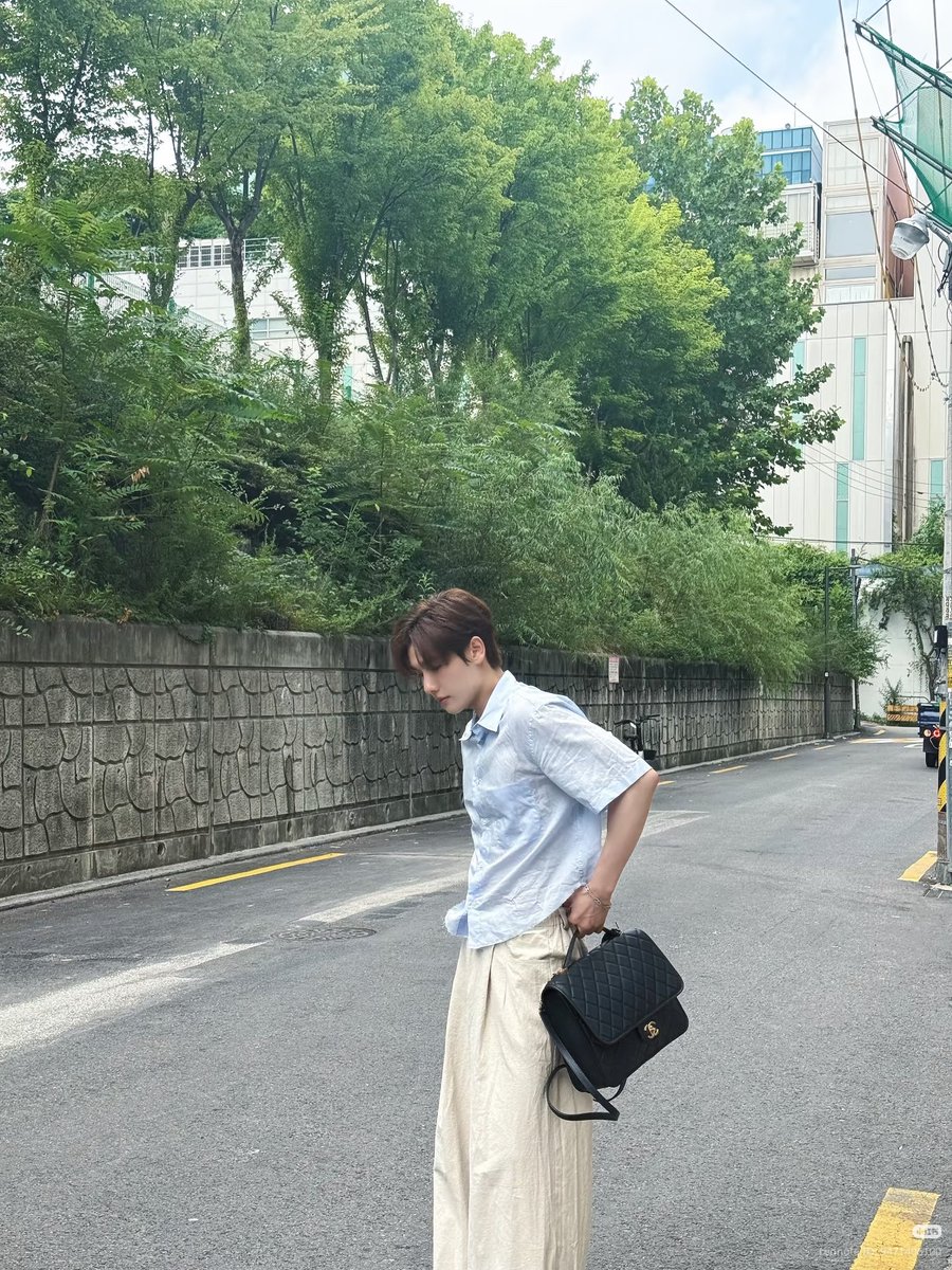 Pimchan75454126's tweet photo. 31.07.2026 | #高卿尘Nine • xhs

👑: 发来明信片
        请查收

🔗https://t.co/F3AKXg9OB0

#นายท่านกรชิต #นายกรชิต #เกาชิงเฉิน
#NineKornchid #GaoQingchen #高卿尘 https://t.co/8q6SMvOgXI