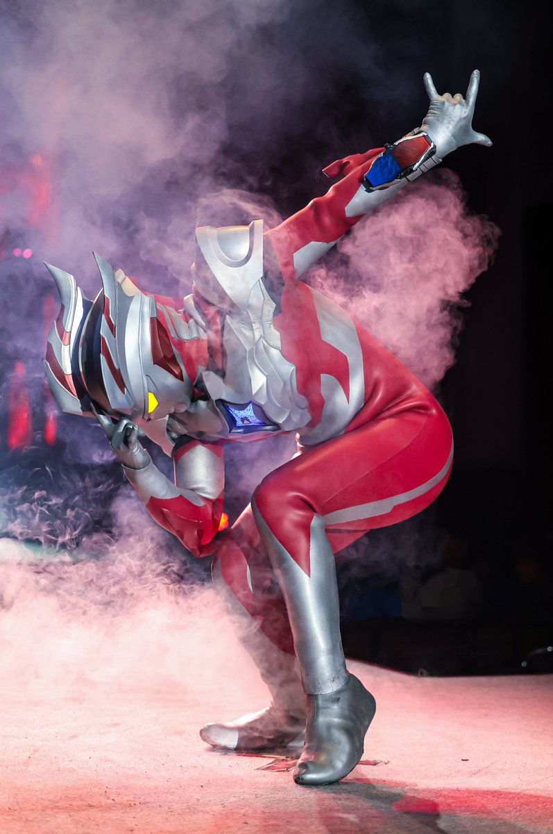 tbd_data's tweet photo. ロックスターポーズを見られて良かったゼロコスモライズ

#ウルサマ
#ウルトラマンゼロ
#ウルトラヒーローズEXPO https://t.co/oi9xGtvPtV