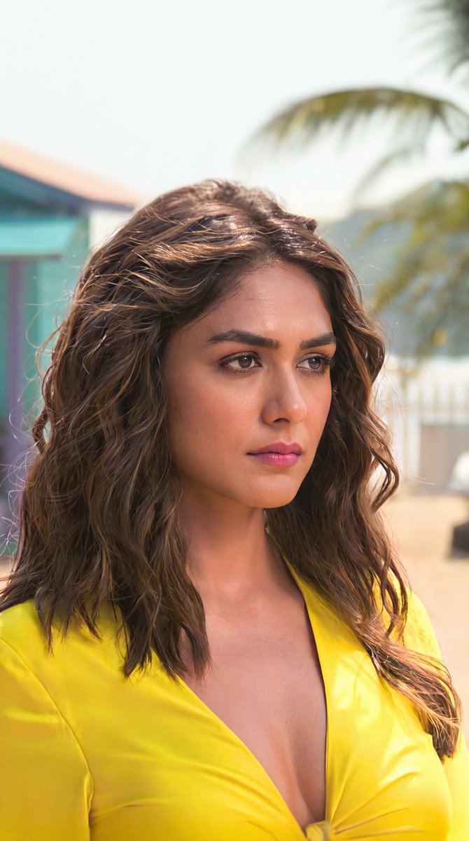 ScarletSpeeds16's tweet photo. Mrunal Thakur in Hai Jawani Toh Ishq Hona Hai. ❤️ https://t.co/y8lgPc1WVz