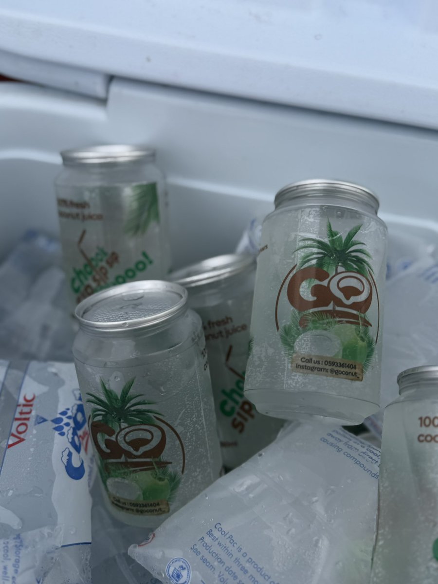 aa__frankie's tweet photo. 30 days into business #2 and so far:

🥳 100+ cans sold
🥳 GHS2k+ in revenue
🥳 4 events
🥳 Snapchat as the only active marketing channel

Here's what I do
Sell PET canned fresh coconut water at GHS 15.00 for singles and GHS 55.00 for 4-in-a-pack  and sells fresh coconuts at events

Try me out. 
Pre-orders only 

Congratulations to me🥳