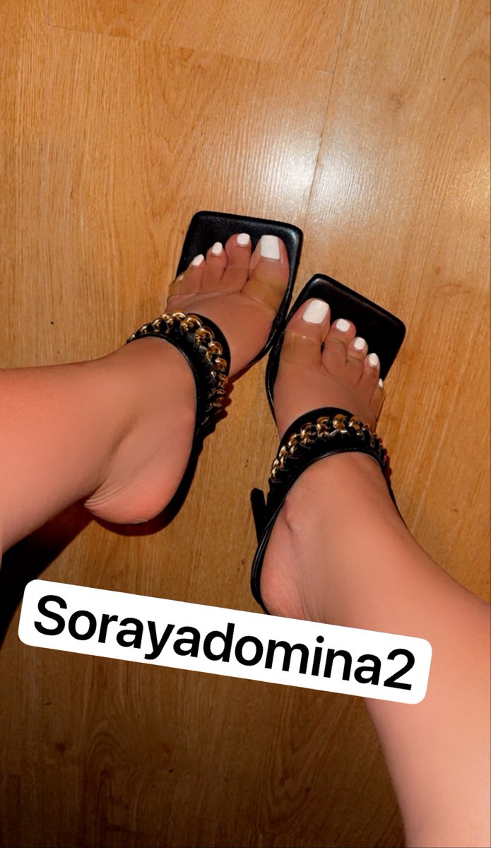 Sorayadom2's tweet photo. Votre marocaine preféré mon nouveau compte X #feetfetısh  #feetdom #ParisMaVille 
#findomfr
#feetworshi̇p 
#moneyslave https://t.co/V9kOmFT3gO