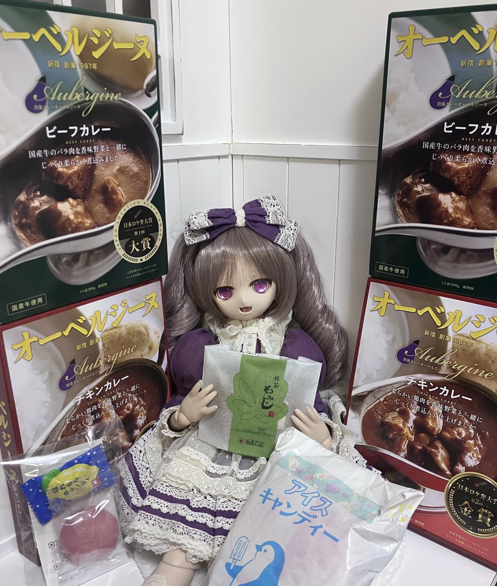 dolly_riz's tweet photo. ドルパ設営写真も撮り忘れてしまったりあたふたしていましたが沢山のオーナーさん達と交流出来て嬉しかったです😊差し入れもありがとうございました🙇
着用写真の投稿やDMで見せて貰えたりも励みになります☺️
欲しい新色案ももらったので冬ドルパに向けて少しずつ頑張ります✊ https://t.co/4aTr8G35q1