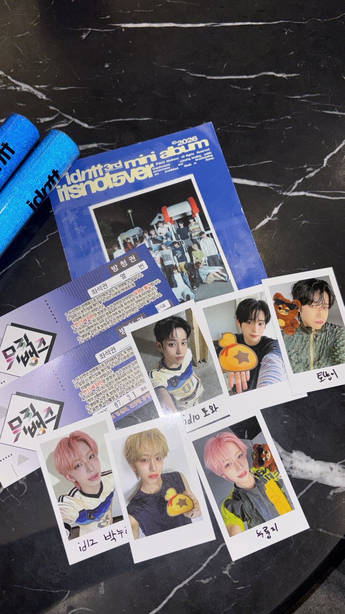 0lz7ro's tweet photo. 엄청엄청 퍼컬이였던 키즈리턴 끝♥ㅜㅜ https://t.co/AuupmpvJqW