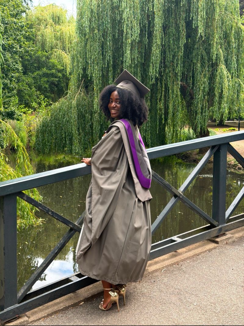 awardzambia's tweet photo. 🌟Another Gold Award star is shining bright!

Congratulations to Chimwemwe, Gold Award Alumni, on graduating from the University of York with an LLB and receiving the Outstanding Award for her performance in Legal Practice Technology &amp; Computer Science. ⚖️🎓🏆

Keep shining! 💜✨ https://t.co/XsRPn3Cxgo