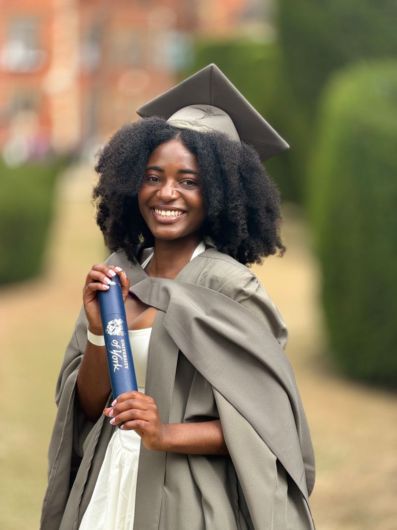 awardzambia's tweet photo. 🌟Another Gold Award star is shining bright!

Congratulations to Chimwemwe, Gold Award Alumni, on graduating from the University of York with an LLB and receiving the Outstanding Award for her performance in Legal Practice Technology &amp; Computer Science. ⚖️🎓🏆

Keep shining! 💜✨ https://t.co/XsRPn3Cxgo