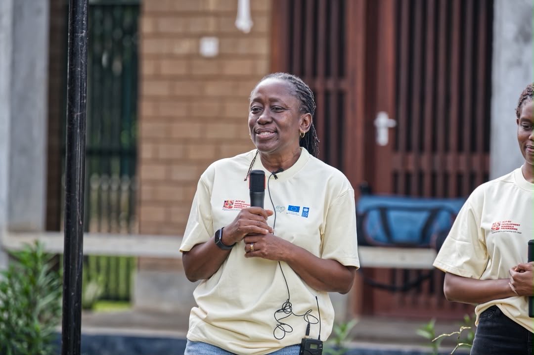 undptz's tweet photo. Delivered with Tanzania Women Architects for Humanity (TAWAH), this training is a big step toward stronger regional partnerships and local, sustainable value chains. 🇹🇿🇿🇲🇺🇬🇨🇲🇳🇬

#SustainableDevelopment #UNDP https://t.co/Zev8YZOXwp