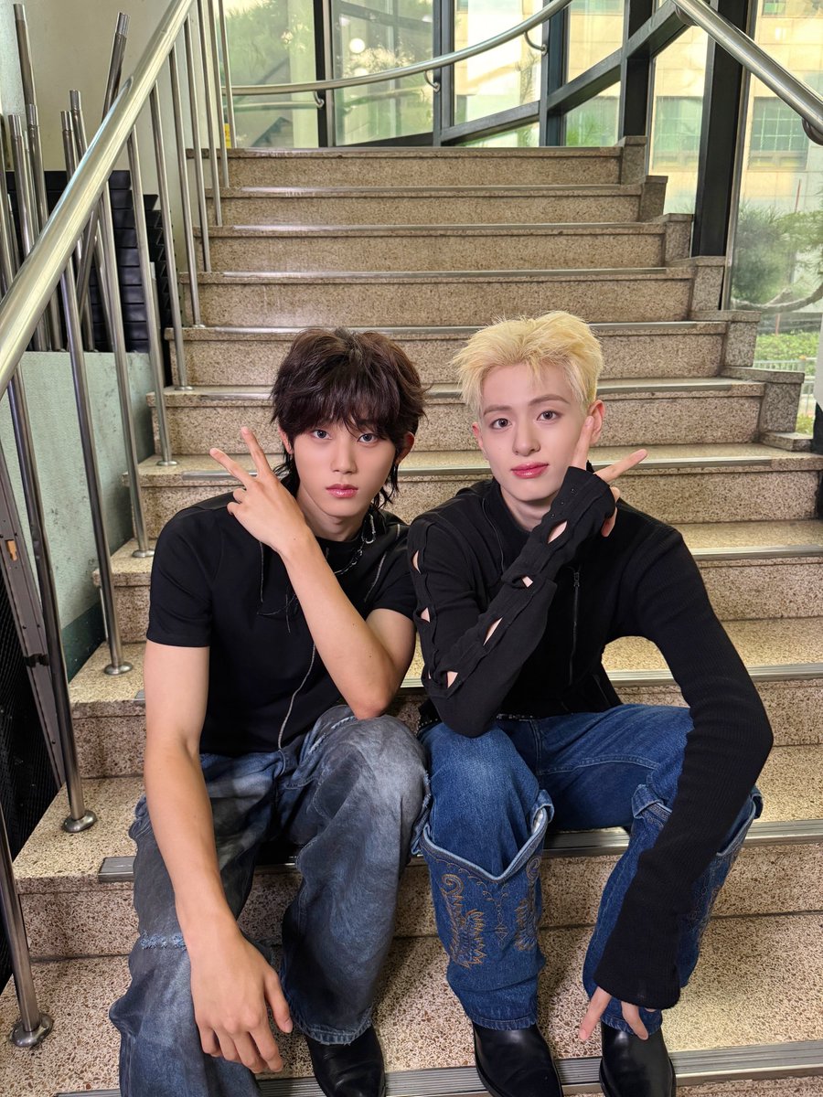 officialTheWind's tweet photo. [📸]

#260731

✔️ The Wind (더윈드) KBS #뮤직뱅크 🎬🩶

#더윈드 #THEWIND #The_Wind
#Second_Wind https://t.co/9lLeuYNQQ8