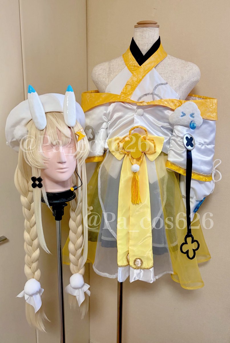 Pa_cos626's tweet photo. ♫🐌の衣装完成しましたー！！！！
自作衣装の経験が少なく知識もないのでいろんな方に相談したりお手伝いしていただいた部分もありますが自分なりに愛をぶつけた衣装です👊💛
コスサミこれです！ちなみに試し着した時点でフル装備暑すぎて無理かもって思ったから全部完成させたのに軽装かもです➡️🙇 https://t.co/tboOkkaqW3