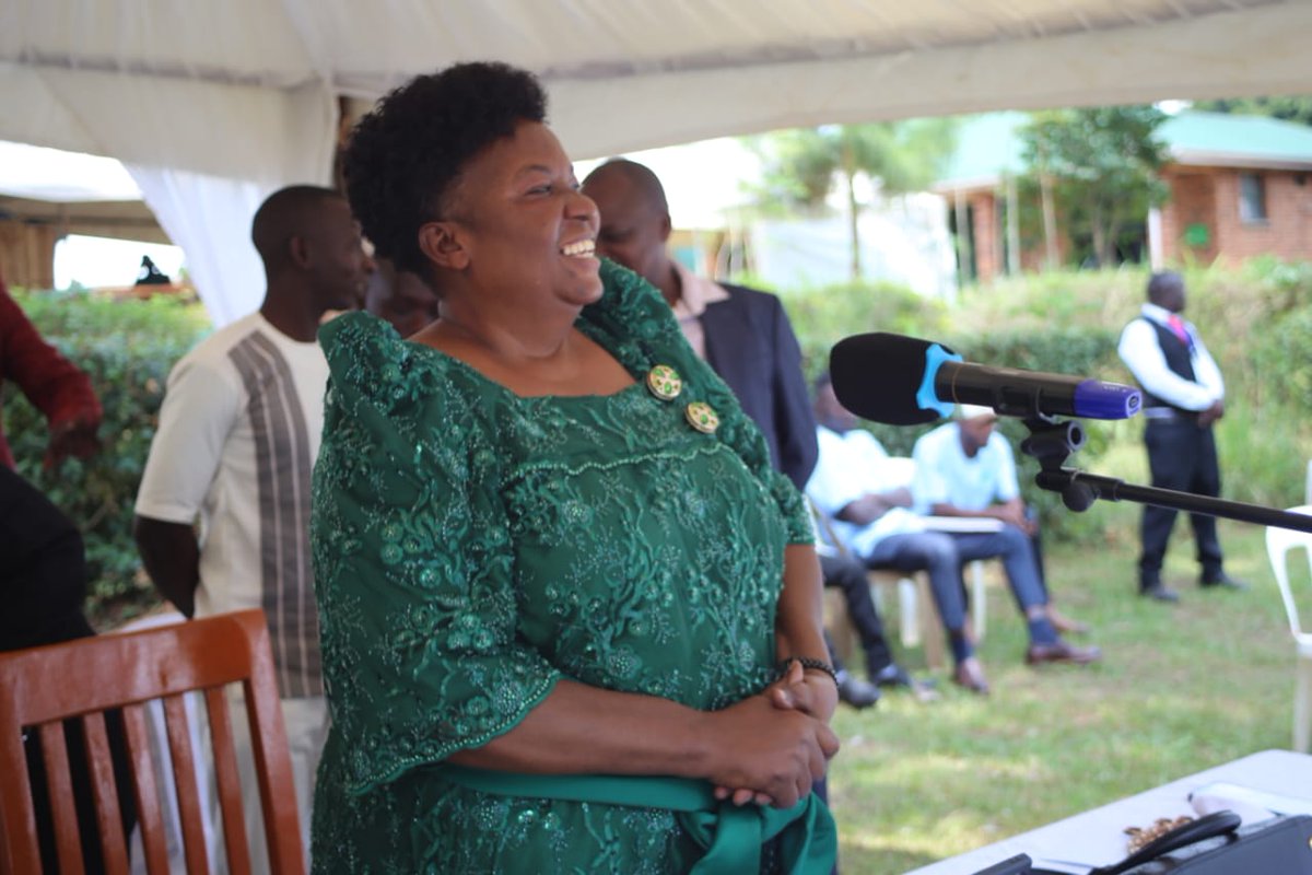 nsangissabagabo's tweet photo. Luweero:Mulondo Calls on NRM Leaders to Step Up Grassroots Civic Mobilisation. 
NRM Commissioner Amb. William Kinobe also urged strong mobilisation ahead of LCII elections. #NRM #Luweero #UgandaHealth 
https://t.co/VYVk5KC7N4 https://t.co/p0g2fyLdeP
