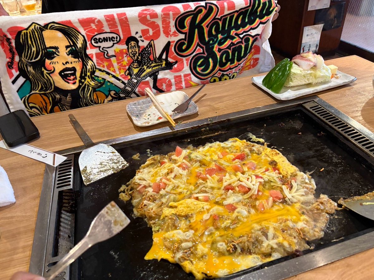 ktmbaka1's tweet photo. 今日は姫の聖地巡礼👑
どれもうますぎ🤤
そして明日は今ツアーラストKTM
#小籔千豊 さん
#フォートナイト下手くそおじさん
#CH
#ざっくりYouTube
#ピッツエリアエトラットリアダイーサ
#緒駕多
#ケツメイシ
#ケツメンCAMP https://t.co/qXeHf87cJe