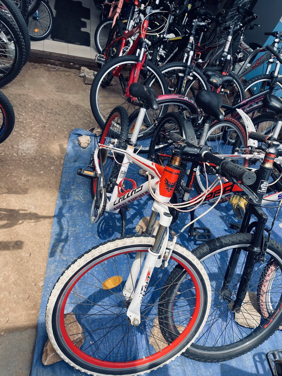 The3rdfaisal1's tweet photo. @MarieStopesUg Hello country men and women, am here to introduce to you the best bicycle plug around town.We have kids and adults size please come through or contact me on 0755731532. https://t.co/wZUOquMoJv