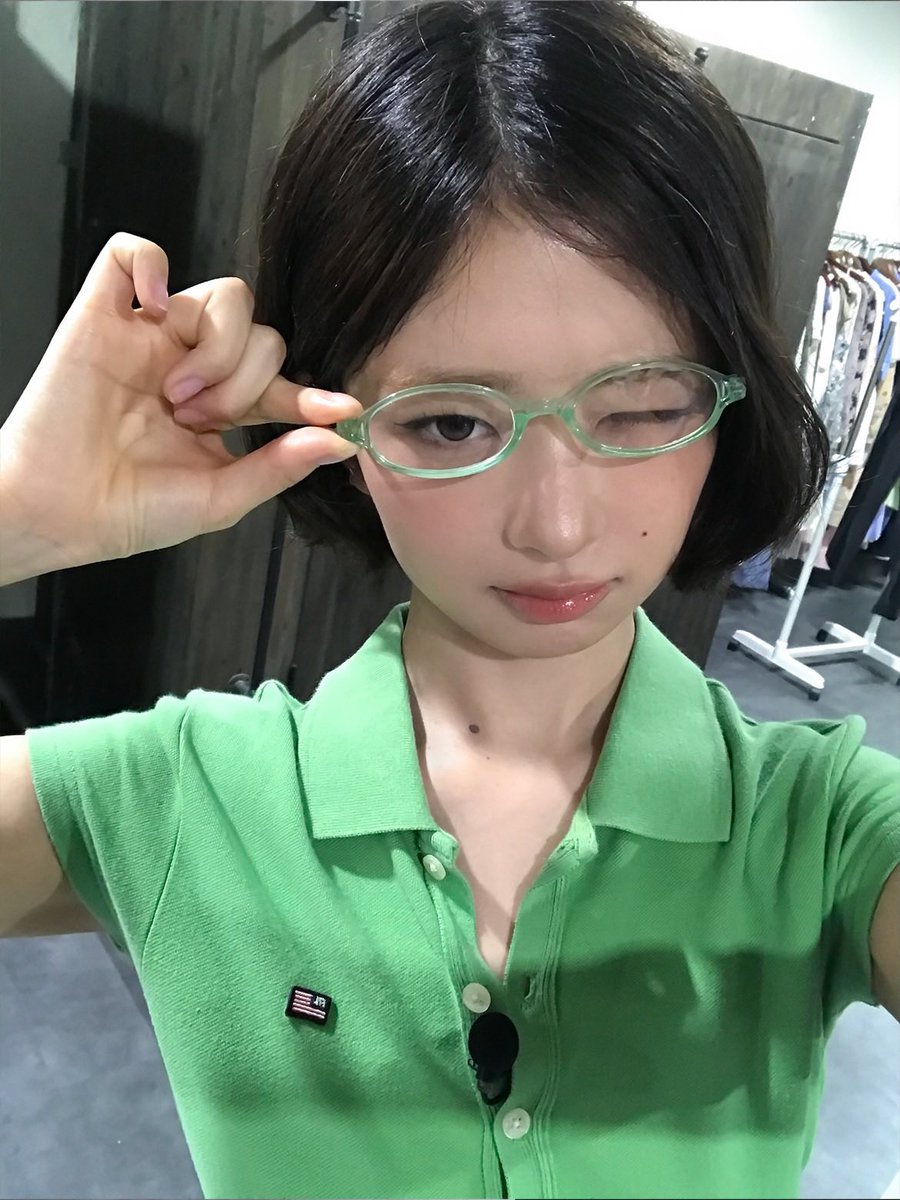 re_i_oeo's tweet photo. 260731 쉽도 인스타 #레이 #REI

어떤 코디가 마음에 들어요?💚💜 https://t.co/c5EIkjP2wT