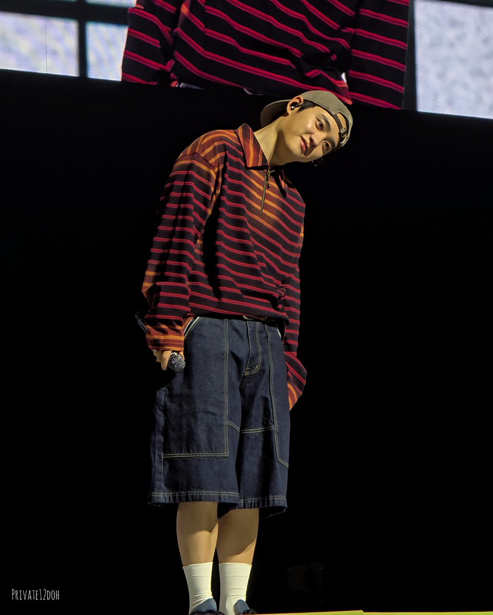 Pvt12doh's tweet photo. Missing my cutie bb @DOHKYUNGSOO_X 

#DOit_inBANGKOK
#도경수 #DOHKYUNGSOO
#ASIACONCERT_DOit #DOit_inBKK https://t.co/t9jsNKHK1N