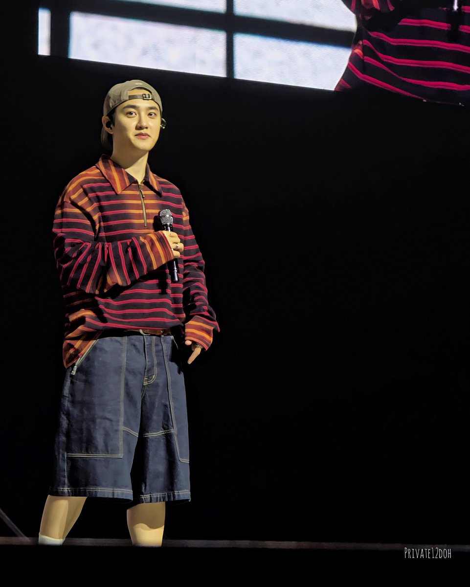 Pvt12doh's tweet photo. Missing my cutie bb @DOHKYUNGSOO_X 

#DOit_inBANGKOK
#도경수 #DOHKYUNGSOO
#ASIACONCERT_DOit #DOit_inBKK https://t.co/t9jsNKHK1N