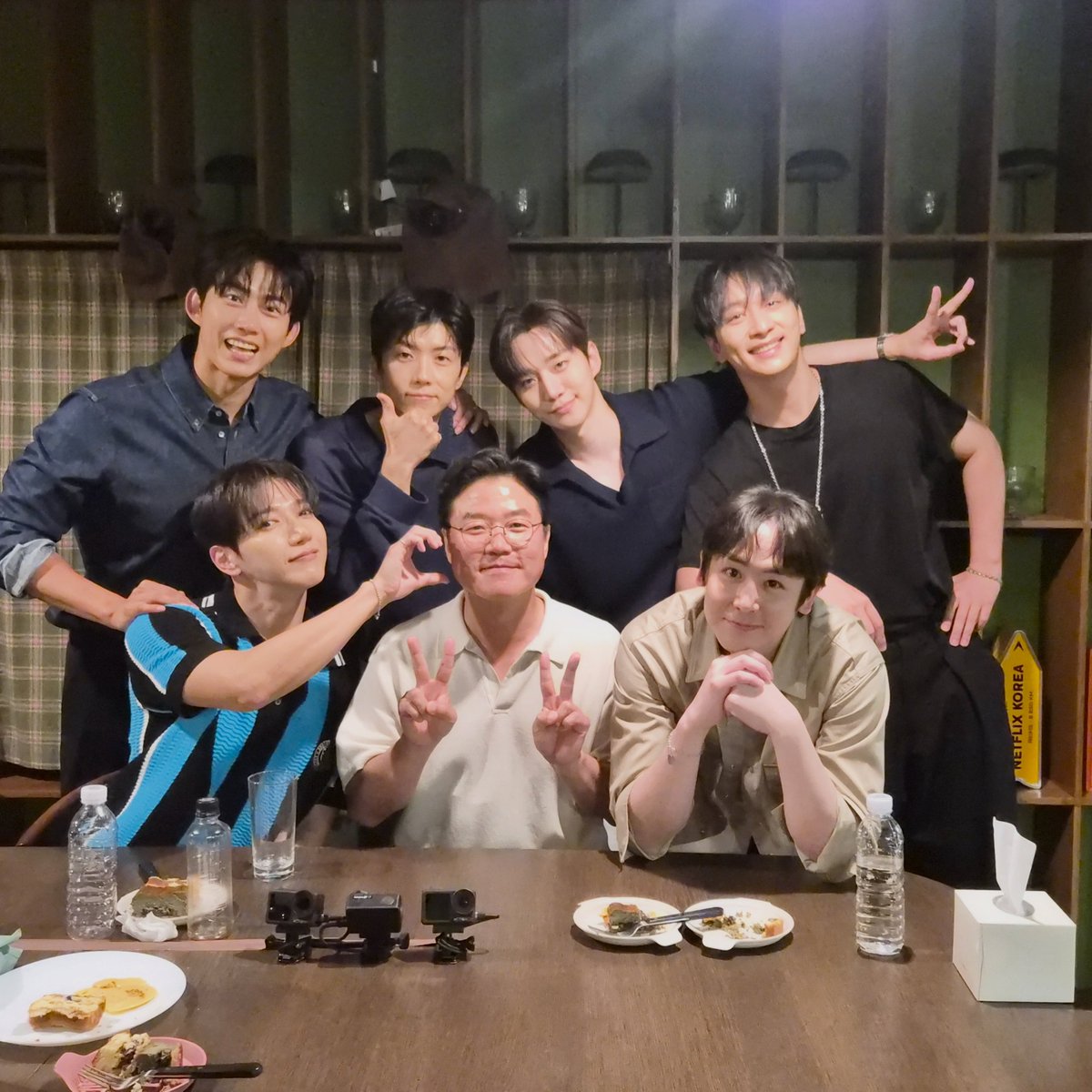dazzlingbear211's tweet photo. 【260731💜Photo】

🩷❤️💚💙💛💜

👉 https://t.co/cDnH8GkFlf

#2PM #황찬성 #찬성 #Chansung #チャンソン #사냥개들2 #태검 
#Bloodhounds2 #HwangChansung #엘줄라이엔터테인먼트 #ljulyent https://t.co/96j5LrvQQp