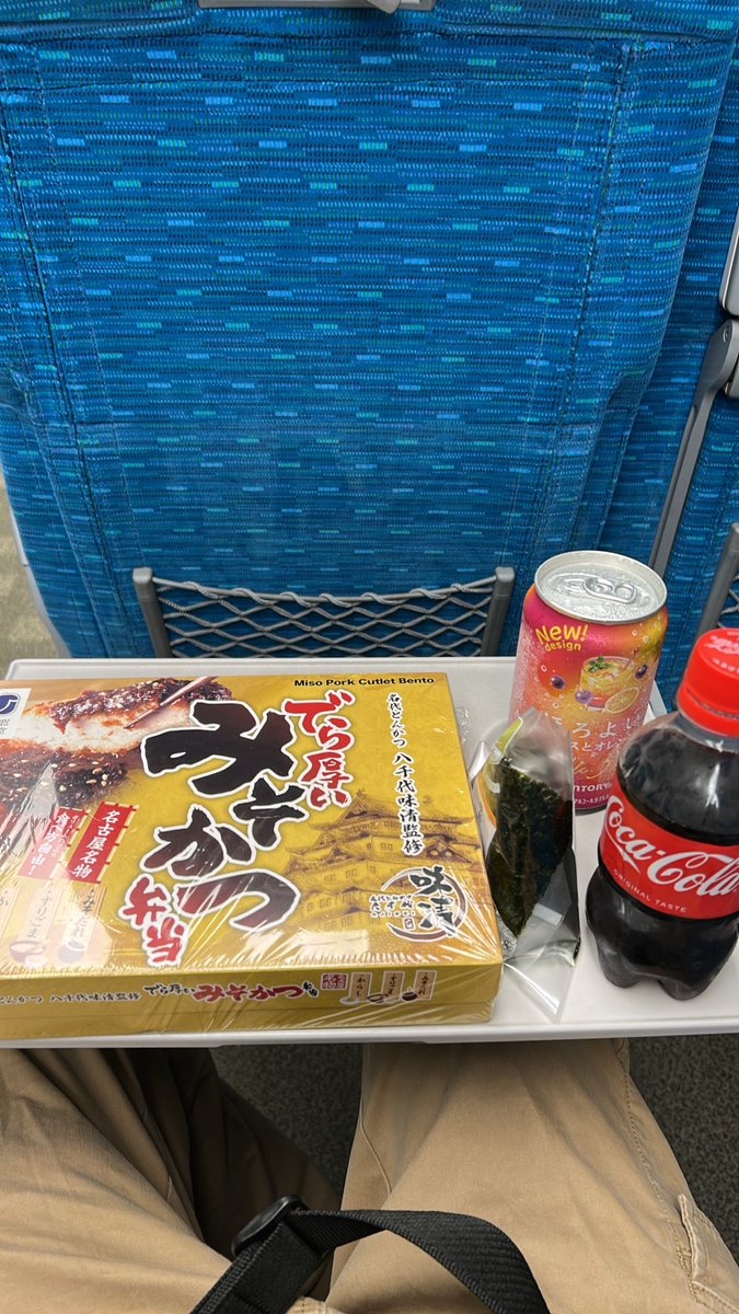 haijaaku's tweet photo. 待ってろFGOフェス https://t.co/Pk29lGMgrn