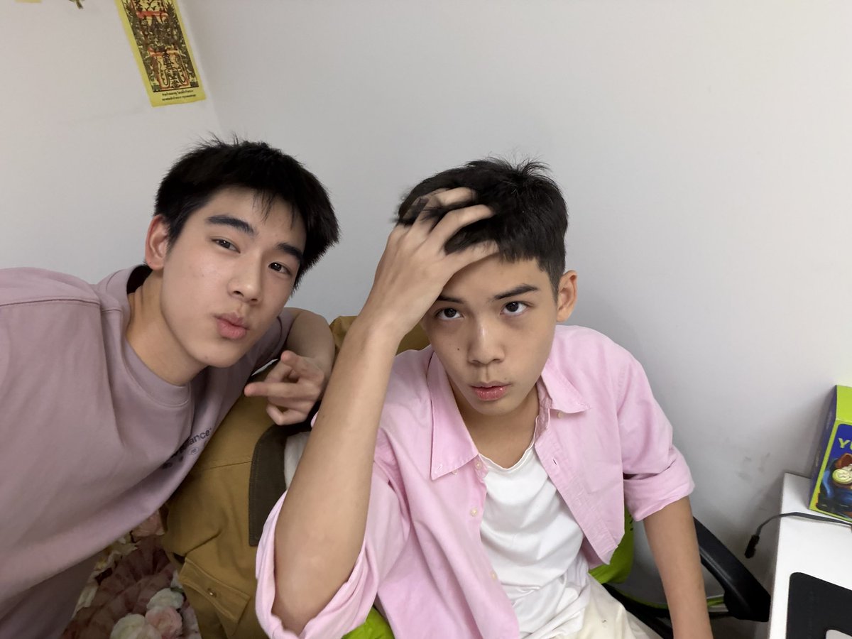 ujeenayp_'s tweet photo. Hello bro @yugeneyaknonmak 
#yujeenyugene https://t.co/t4mufH1Jqp