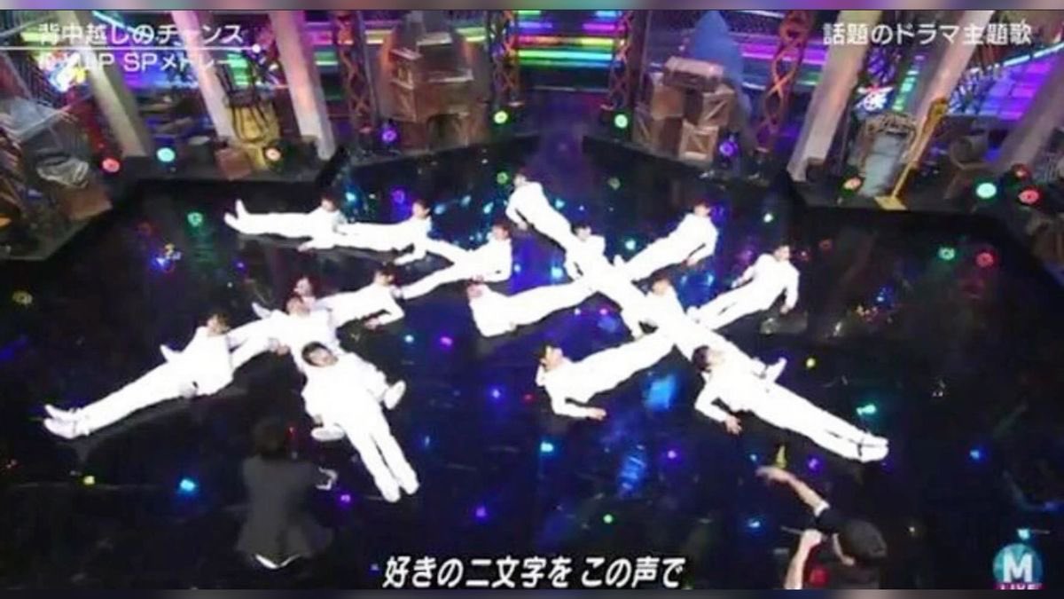 mofu_32's tweet photo. 山田くんって昔から1部の過激な山田担のせいで怖い思いとか嫌な思いとかしてきたはずなのにあんなに愛おしそうに見つめてくれるの本当に何 https://t.co/xovkXbJLdd